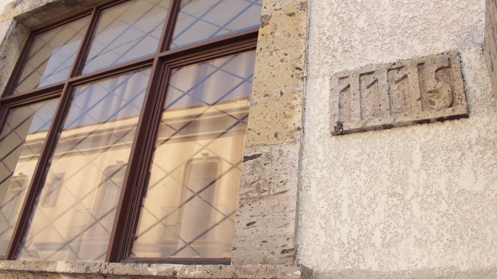 The Roof Backpackers Hotel Гуадалахара Екстериор снимка